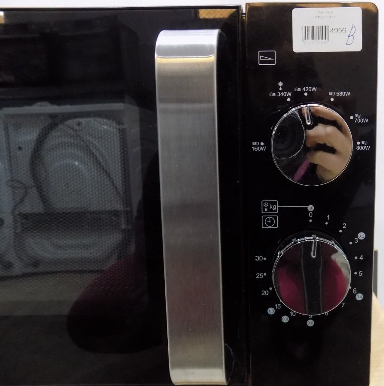 Мирковълнова фурна Severin MW 7761