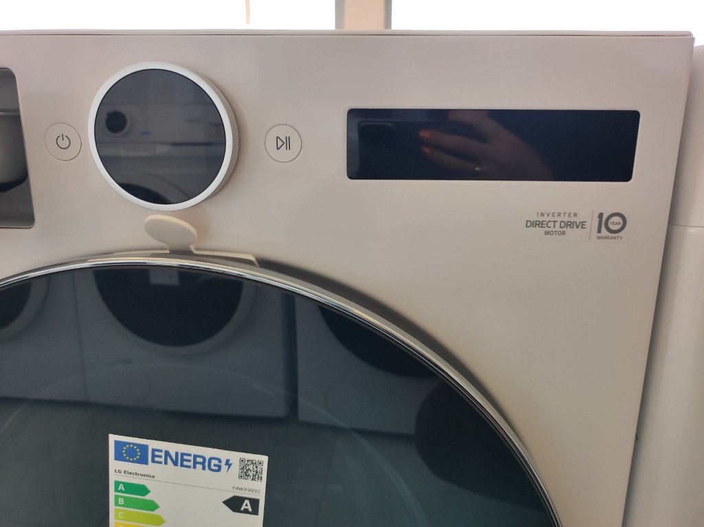 Пералня LG F4WX9092