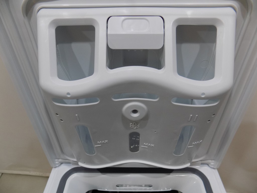 Пералня с горно зареждане Midea MF10ET60B