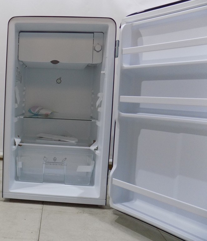 Хладилник Comfee RCD93BL2EURT(E)