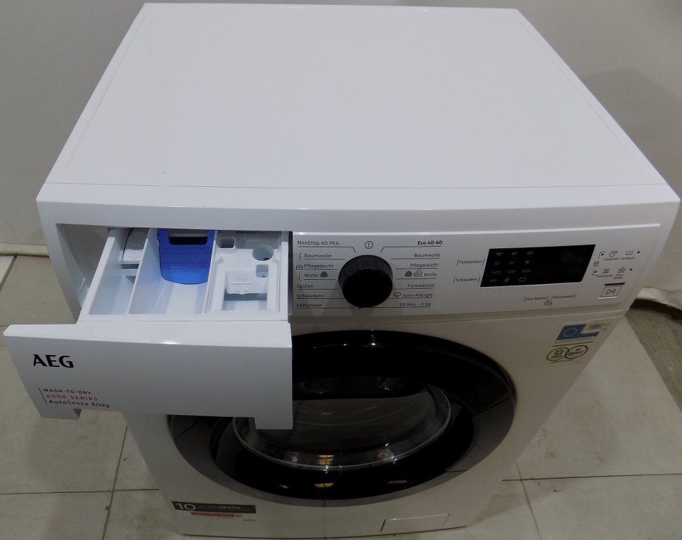 Пералня със сушилня AEG LWK6A50680