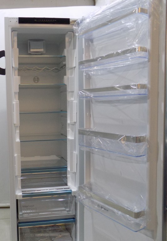 Охладител за вграждане Bosch KIR81ADD0, Serie 6