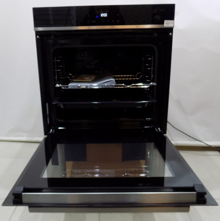 Фурна за вграждане Siemens HB571ABS3 iQ300