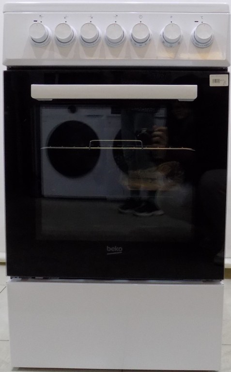 Готварска печка Beko FSM57100GW b100