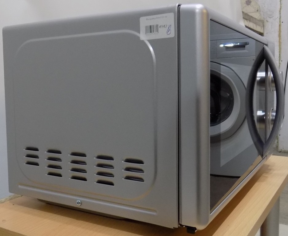 Микровълнова фурна Respekta MW700 W