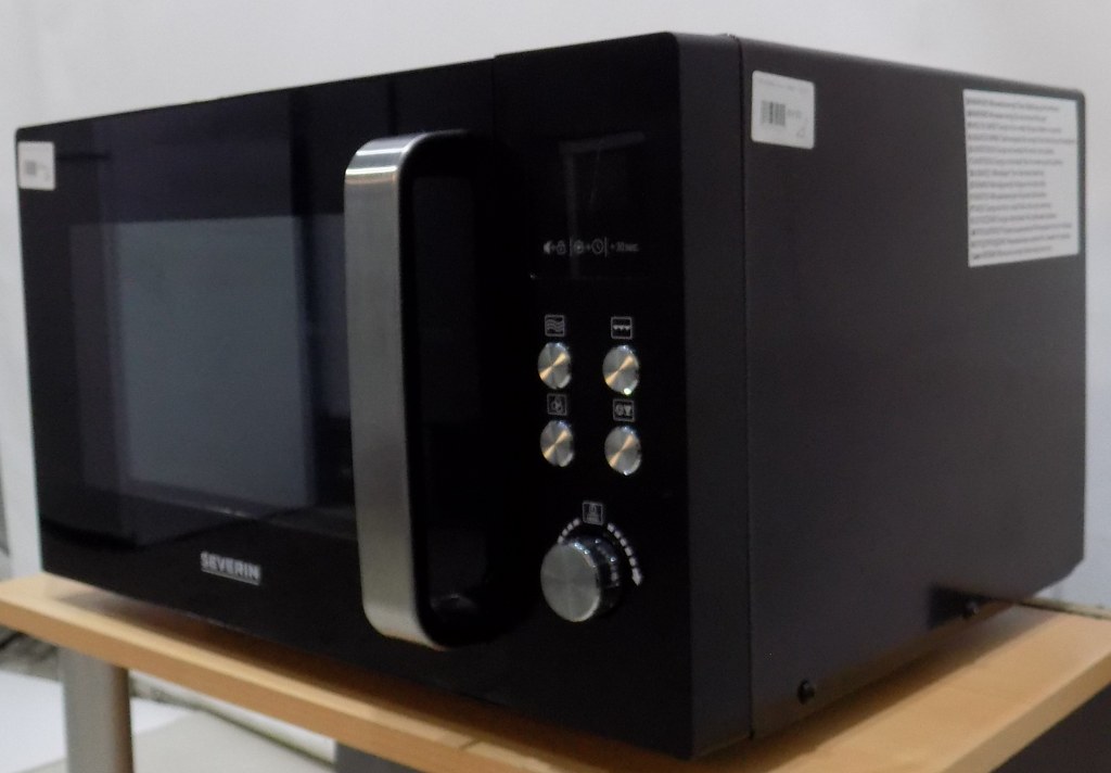 Микровълнова фурна SEVERIN 3-in-1 MW 7752