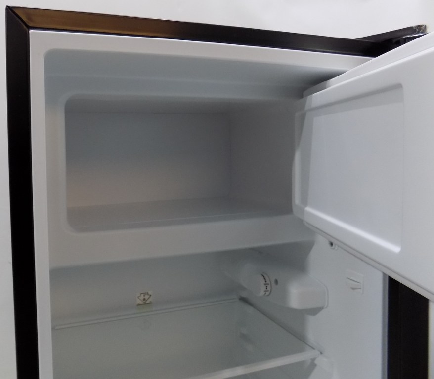 Мини хладилник Comfee RCD115DK2