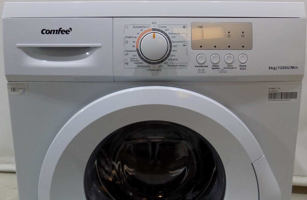 Пералня Comfee CFEW60-124