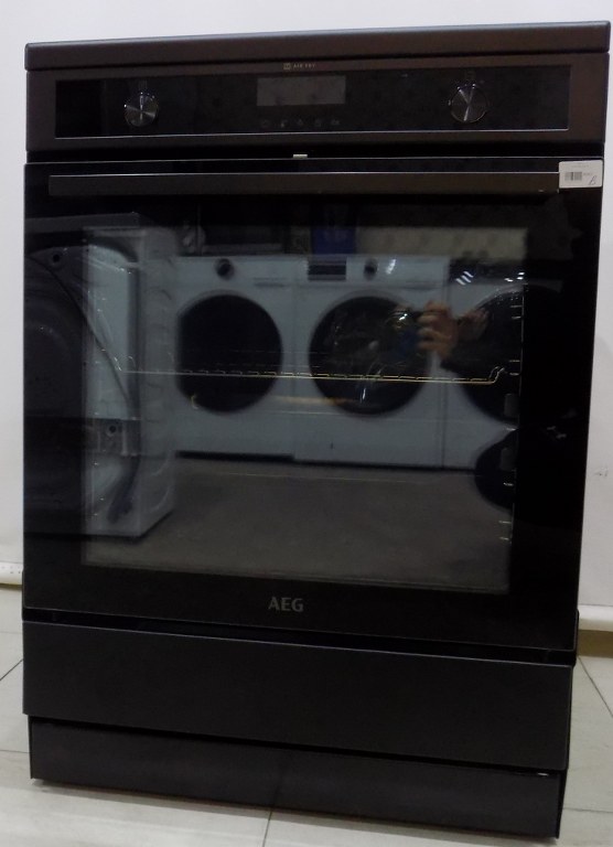 Готварска печка AEG CIB6499APB