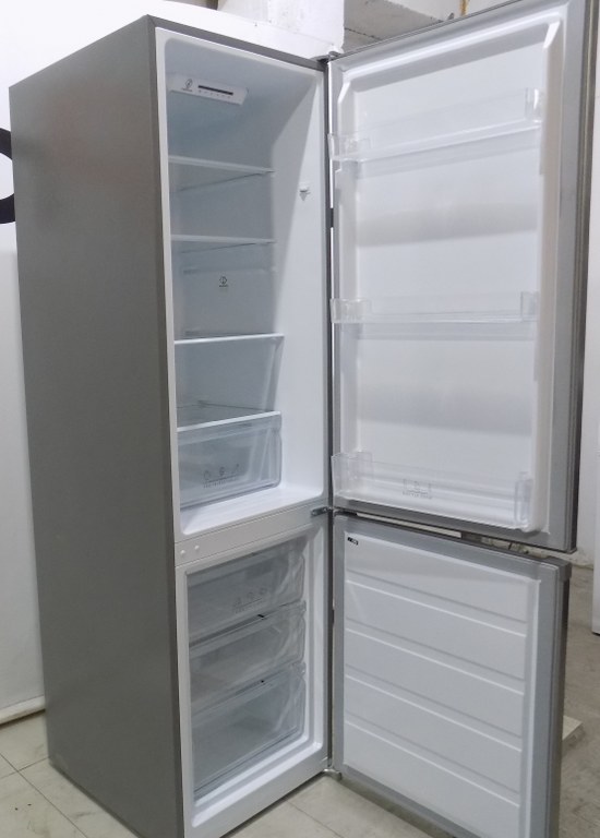 Хладилник Midea MERB276FGE02A