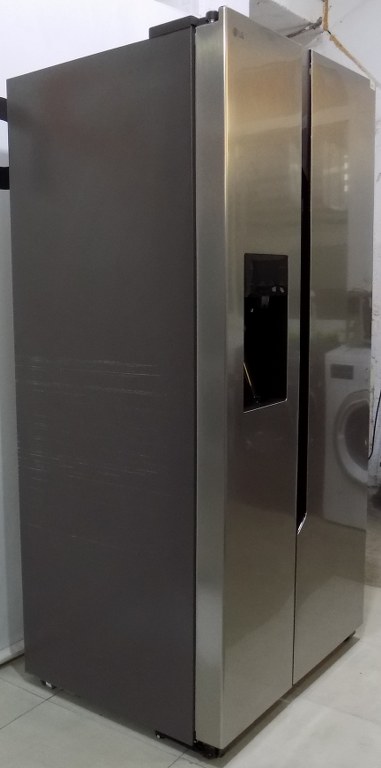 Хладилник LG GSM32HSBEH Side-by-Side