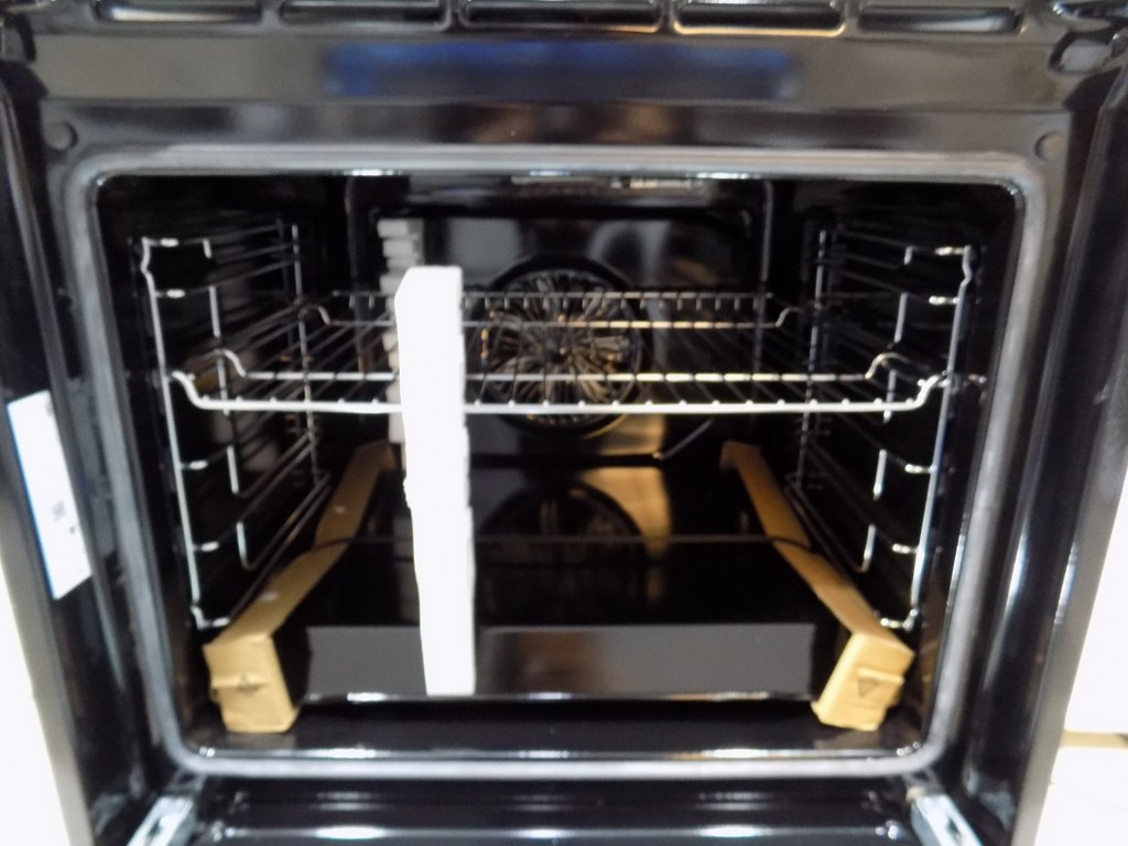 Фурна за вграждане Beko BBSM12340X