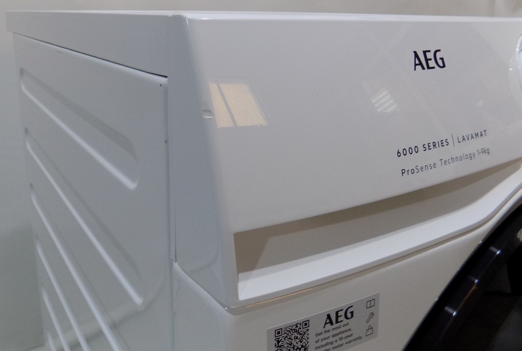 Пералня AEG L6AMZ49FL