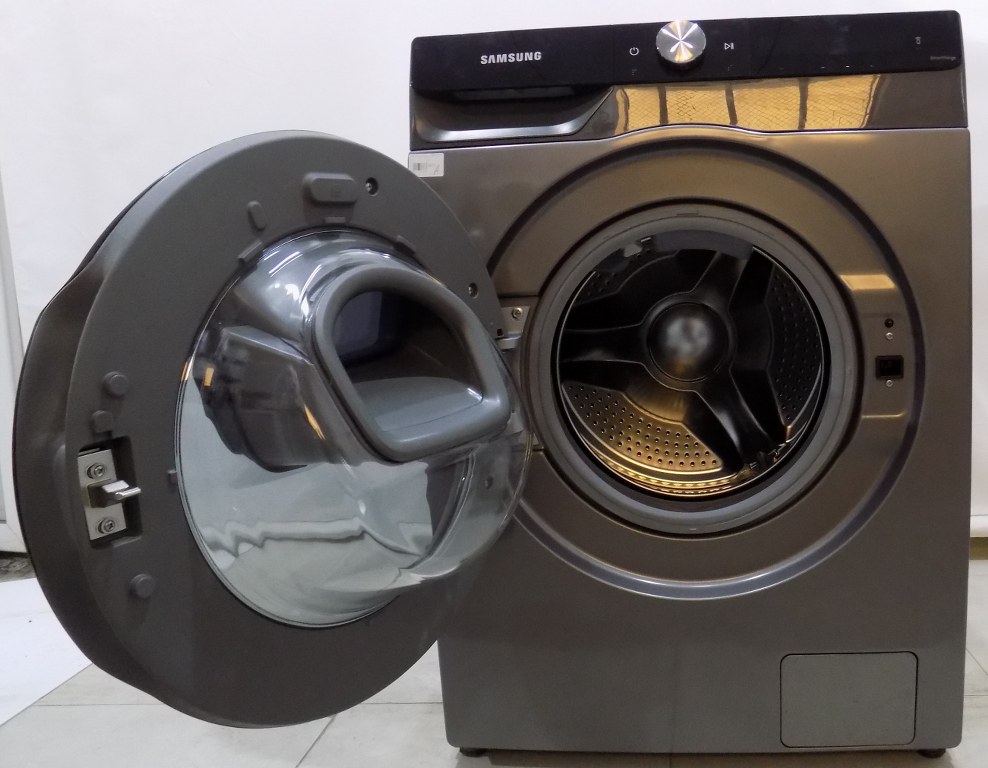 Пералня със сушилня Samsung WD90T754ABXS2