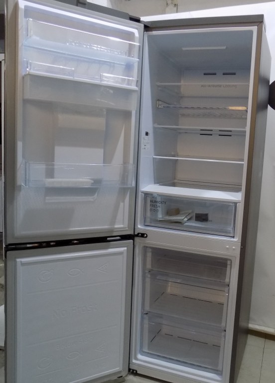 Хладилник Samsung RL34C652CSAEG