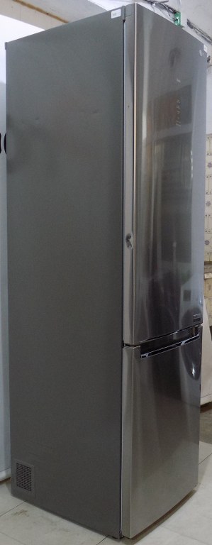 Хладилник LG GBB92STABP