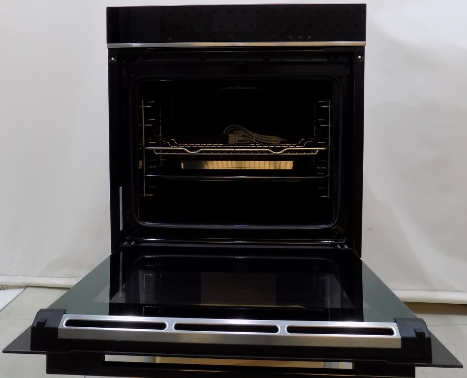 Фурна за вграждане Siemens HS736G3B1, Smarter iQ700