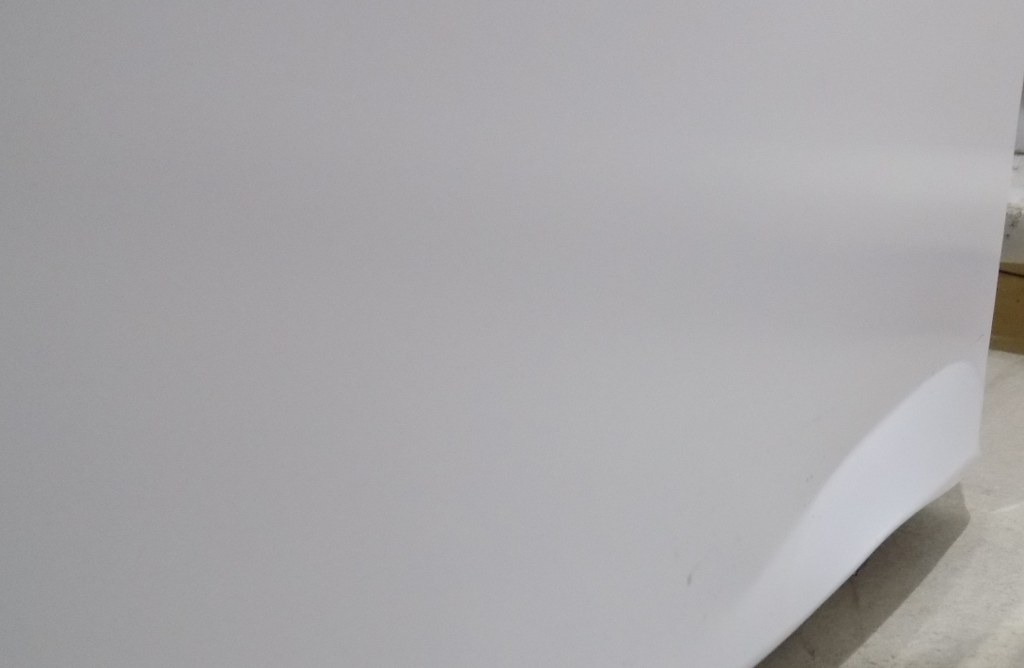 Малък хладилник Comfee RCD93WH2(E)