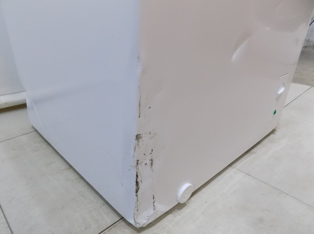 Малък фризер COMFEE RCC146WH2EU(E)