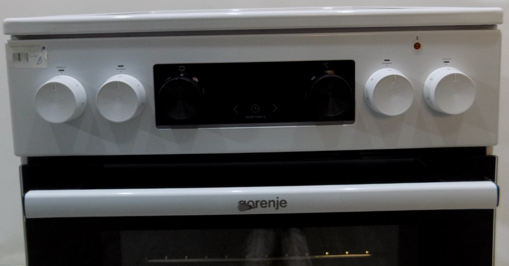 Готварска перка Gorenje GEC5C43WGAMZ