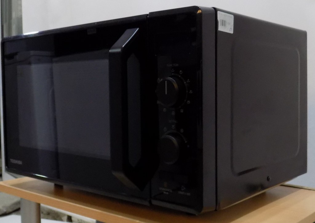 Микровълнова фурна Toshiba MW2-AG23PF(BK)