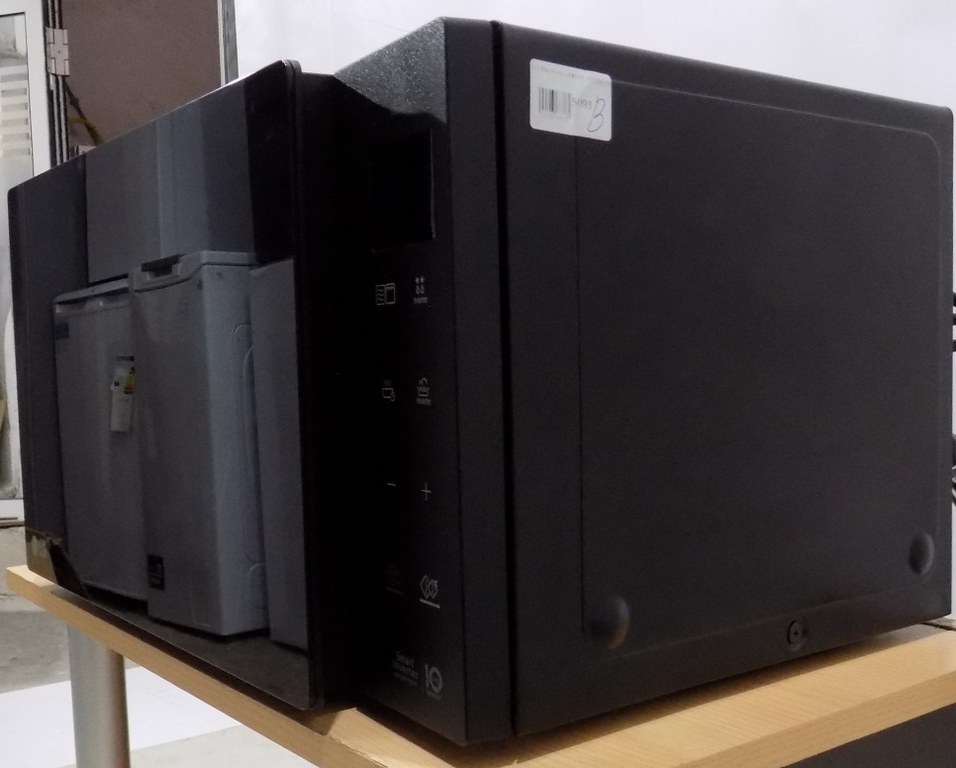 Микровълнова фурна LG Electronics MH 6535 GIS