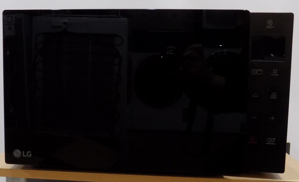 Микровълнова фурна LG MH6535GDS