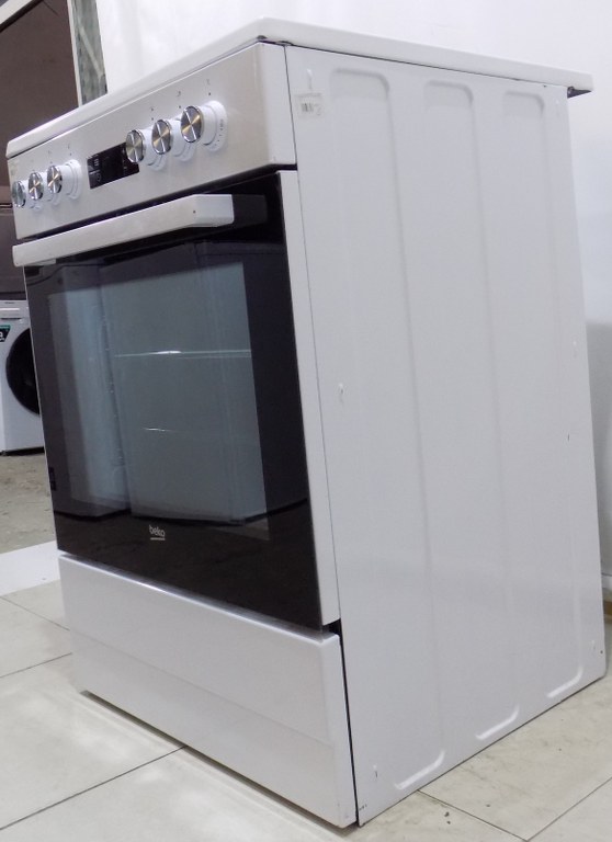 Готварска печка Beko FSM67320GWS