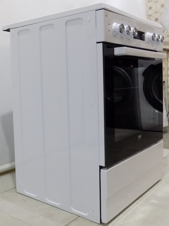 Готварска печка Beko FSM67320GWS
