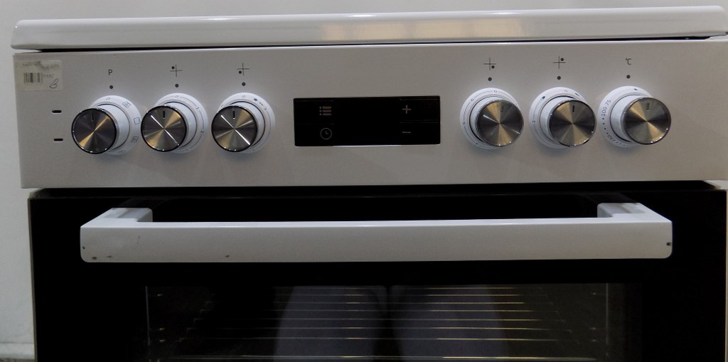 Готварска печка Beko FSM67320GWS