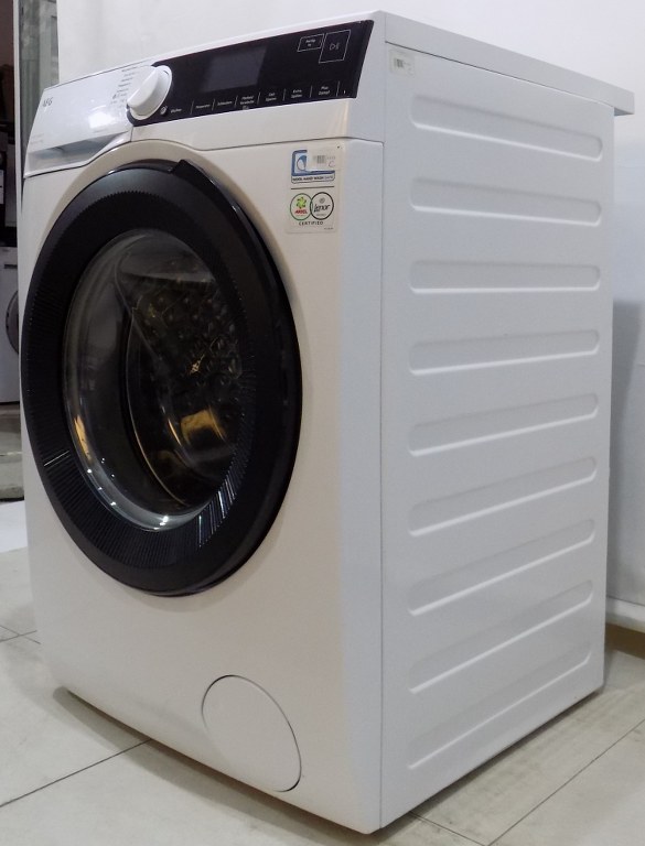 Пералня AEG LR7A70690