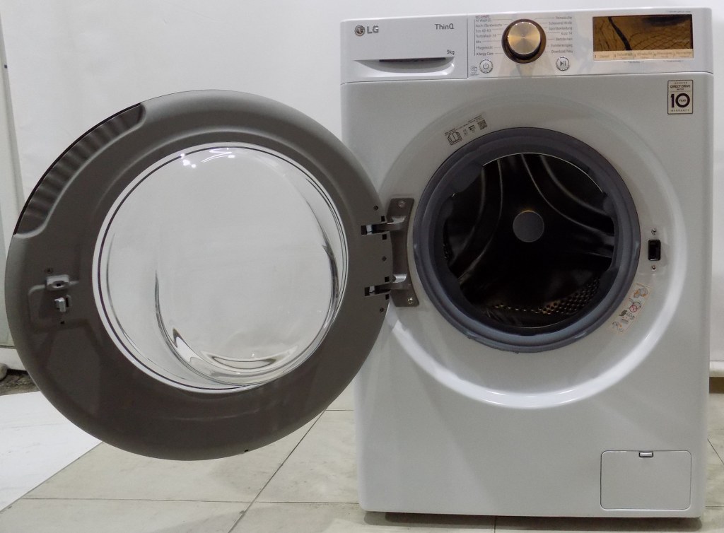 Пералня LG F2V7SLIM9