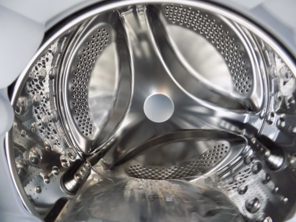 Пералня LG F2V7SLIM9