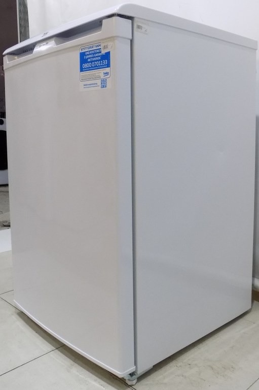 Малък фризер Beko FSE1074N b100