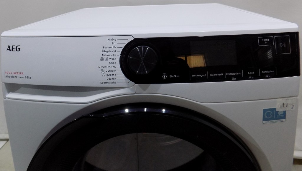 Сушилня AEG TR8AMZ68