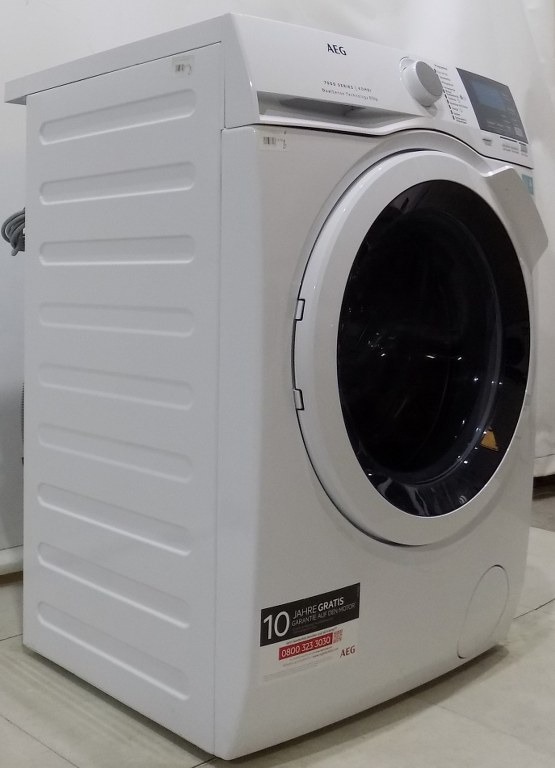 Пералня със сушилня AEG L7WBA60680