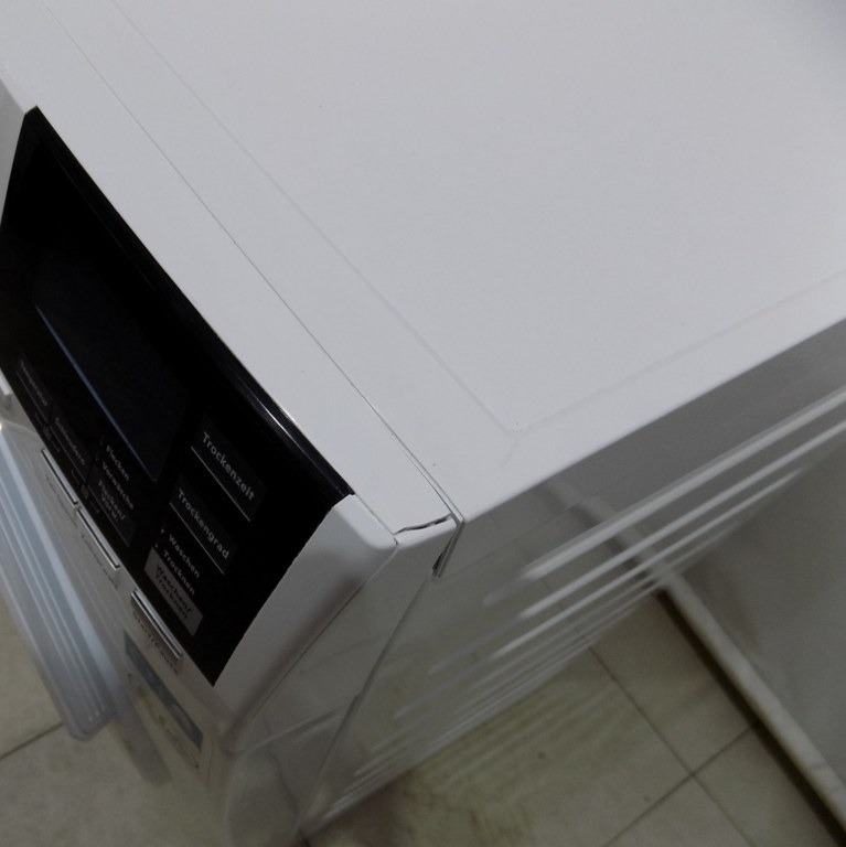 Пералня със сушилня AEG L7WBA60680