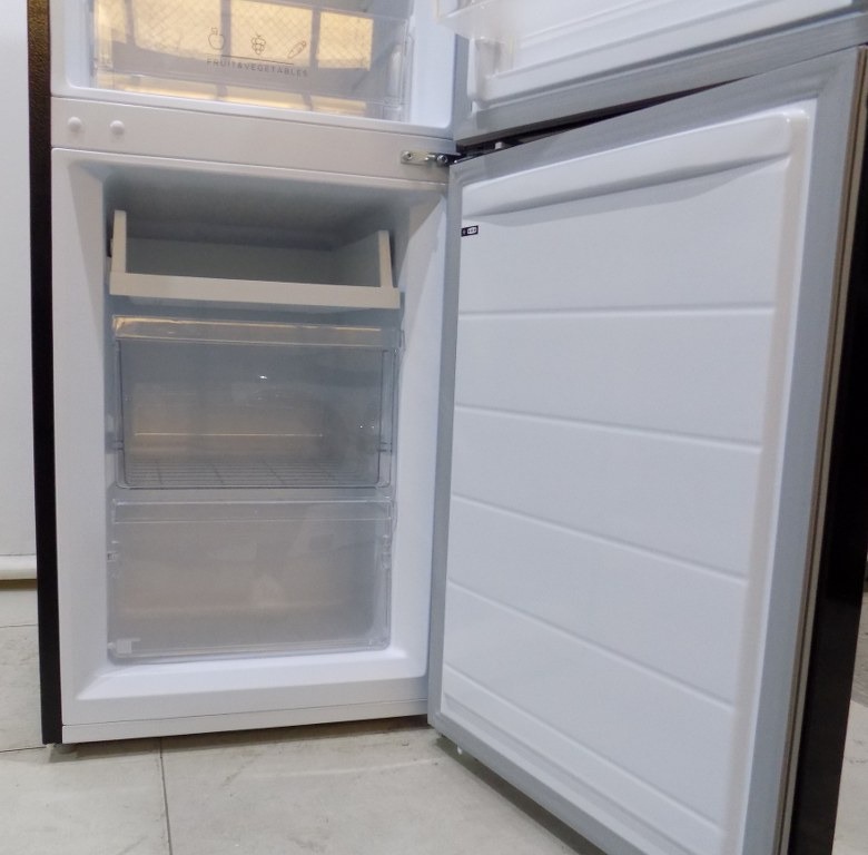 Хладилник COMFEE RCB169DK3