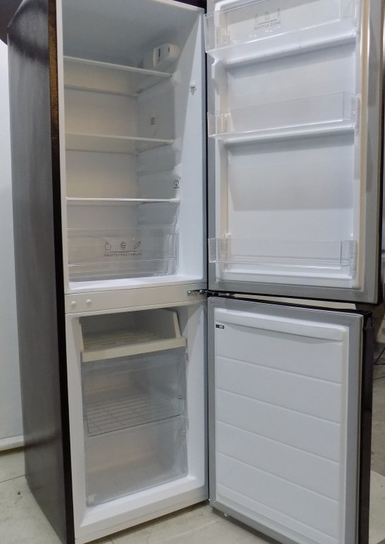 Хладилник COMFEE RCB169DK3