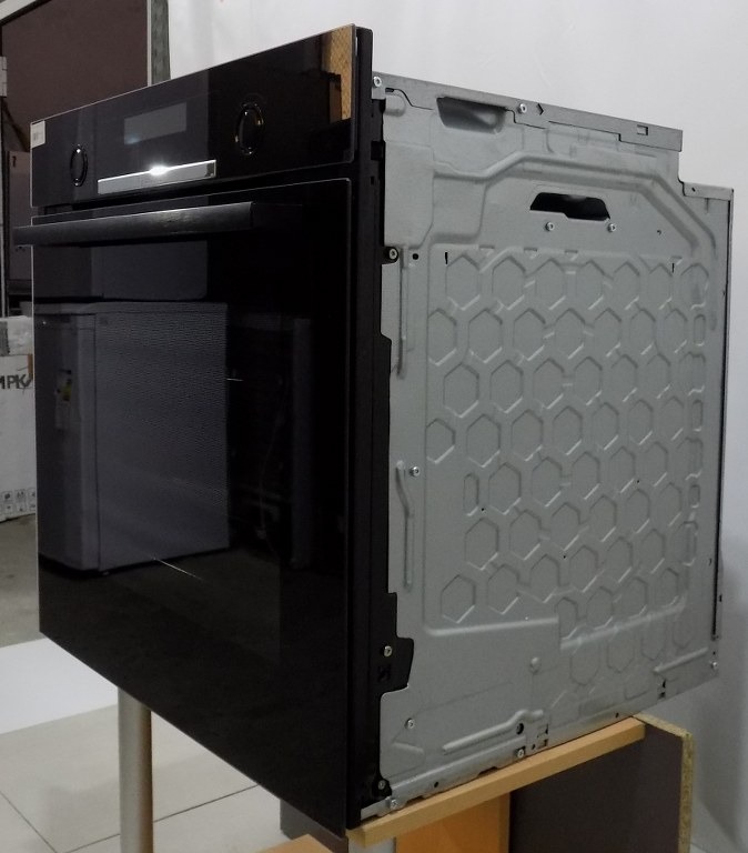 Фурна за вграждане Bosch HBG578BB3 Seria 6