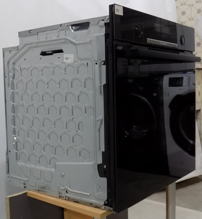 Фурна за вграждане Bosch HBG578BB3 Seria 6