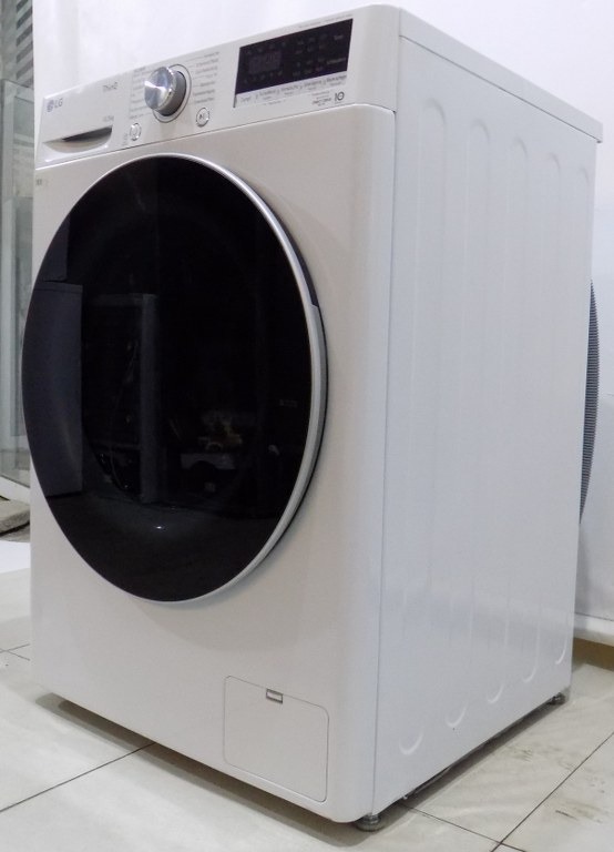 Пералня LG Electronics F6WV710P1