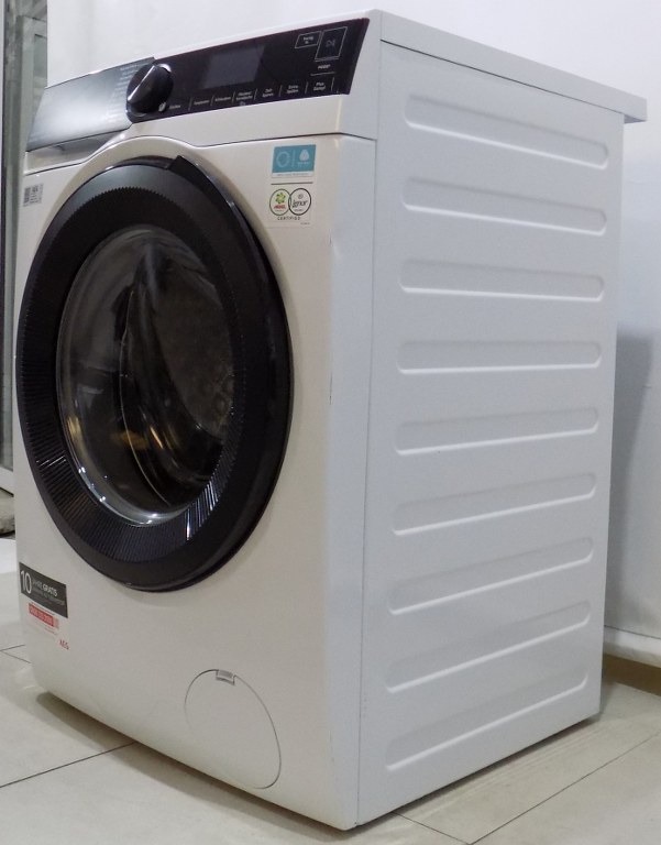 Пералня AEG Electrolux LR7EA410FL