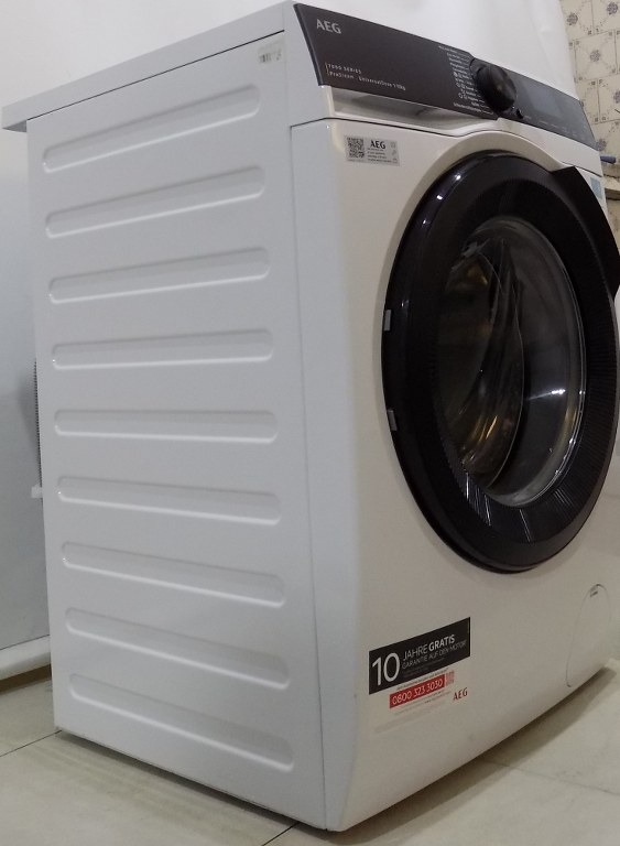 Пералня AEG Electrolux LR7EA410FL