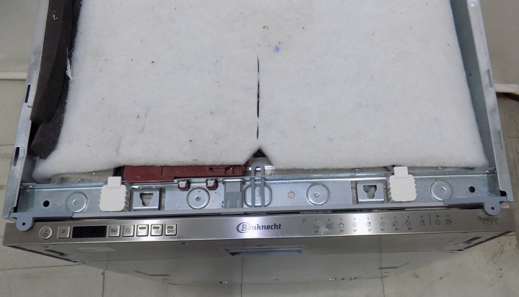 Съдомиялна за вграждане Bauknecht BCIO 3T341 PLET
