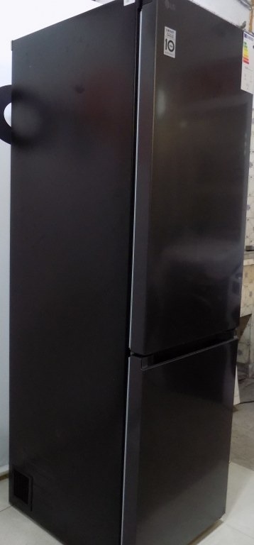 Хладилник LG GBV3100AEP