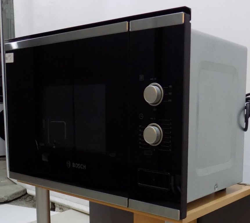 Микровълнова Bosch BFL520MS0