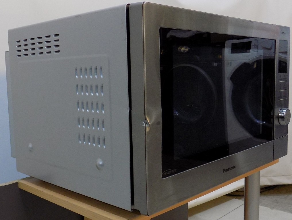 Микровълнова Panasonic NN-CD88QSEPG
