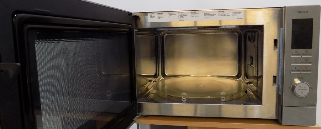 Микровълнова Panasonic NN-CD88QSEPG