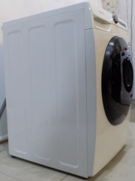 Пералня със сушилня Samsung WD81T534ABWS2